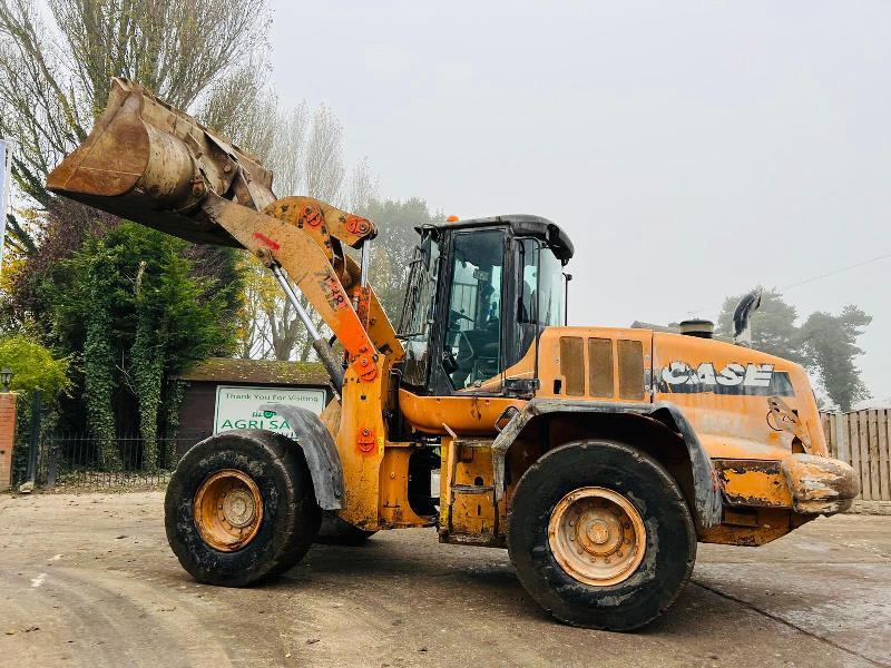 CASE  721E 4WD LOADING SHOVEL * YEAR 2010  * C/W BUCKET 