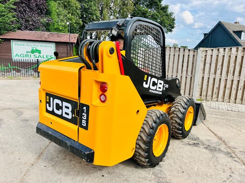 JCB 135 4WD SKIDSTEER * YEAR 2014 * C/W BUCKET *VIDEO*