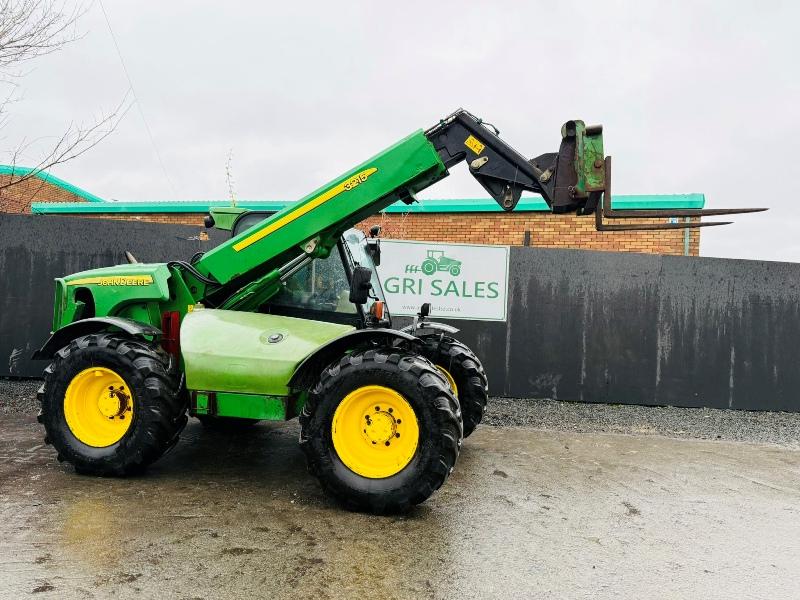JOHN DEERE 3215 TURBO TELEHANDLER*AG SPEC*C/W PALLET TINES*VIDEO*