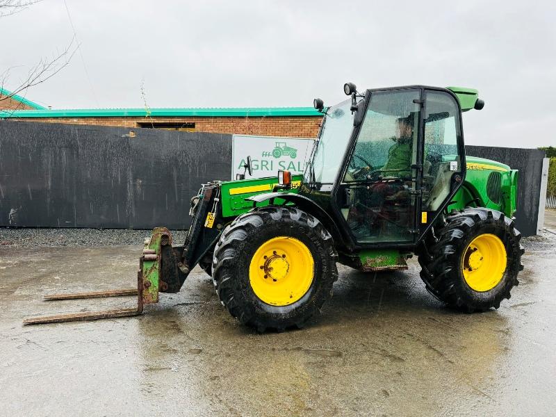 JOHN DEERE 3215 TURBO TELEHANDLER*AG SPEC*C/W PALLET TINES*VIDEO*