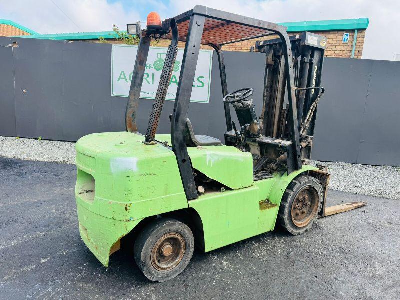 DAEWOO D30S-3 CONTAINER SPEC FORKLIFT*SMOKEY ENGINE*VIDEO*