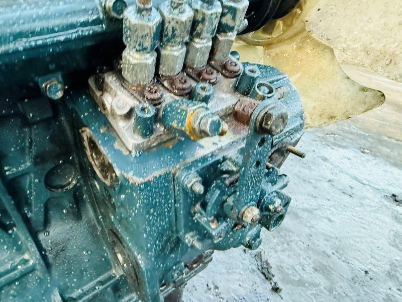 4 CYLINDER KUBOTA ENGINE*VIDEO*