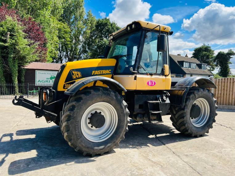 JCB FASTRAC 3185 4WD TRACTOR C/W FRONT AND REAR SUSPENSION ( NO BREAKS ) 