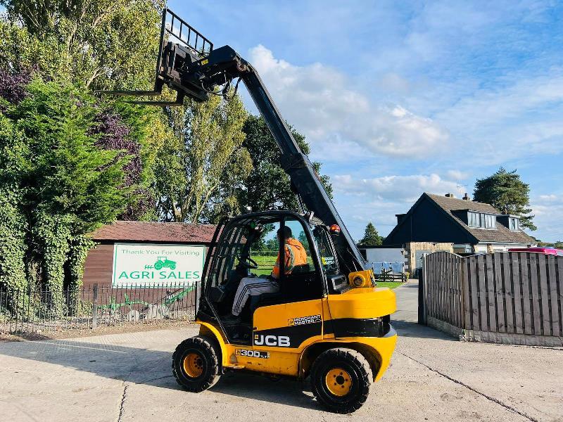 JCB TLT30D 4WD TELETRUCK *YEAR 2015* C/W HYDRAULIC TURN TABLE & TINES *VIDEO*
