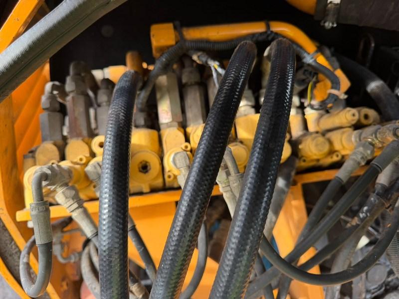 HYUNDAI ROBEX 55-3 EXCAVATOR*C/W BUCKET*VIDEO*