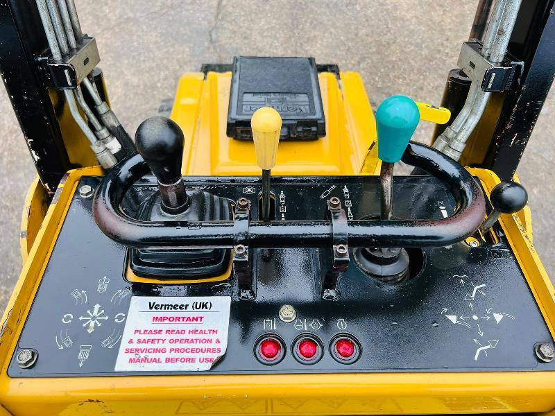 VERMEER S725TX TRACKED LOADER *YEAR 2016, 1292 HOURS* C/W BUCKET, TINES & GRAB*VIDEO* 