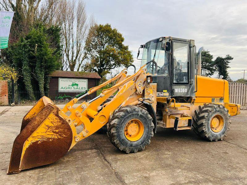 JCB 411 4WD LOADING SHOVEL C/W LOADMASTER 8000 MONITOR  * VIDEO *