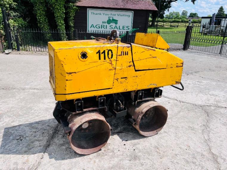 JCB VM1500 DOUBLE DRUM REMOTE CONTROL PAD FOOT ROLLER *VIDEO*