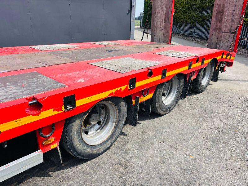 ROJO TRI AXLE LOW LOADER * YEAR 2013*C/W HYDRAULIC RAMPS*VIDEO*