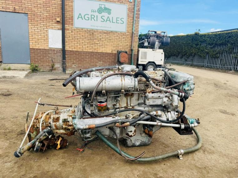 6 CYLINDER FORD MARINE ENGINE*VIDEO*