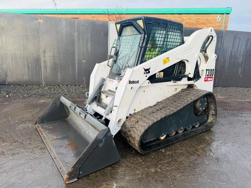 BOBCAT T300 TRACKED SKIDSTEER*READING 2450 HOURS*VIDEO*
