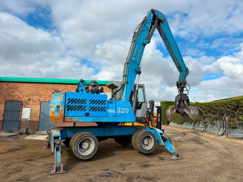 TEREX FUCHS MHL320 SCRAP HANDLER*C/W ROTATING SCRAP GRAB*VIDEO*
