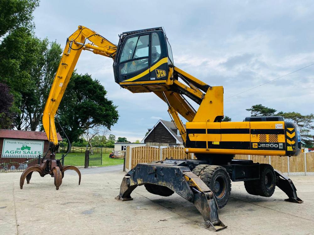JCB JS200W HIGH RISE CAB SCRAP HANDLER *YEAR 2007* C/W 5 TINE SCRAP GRAB