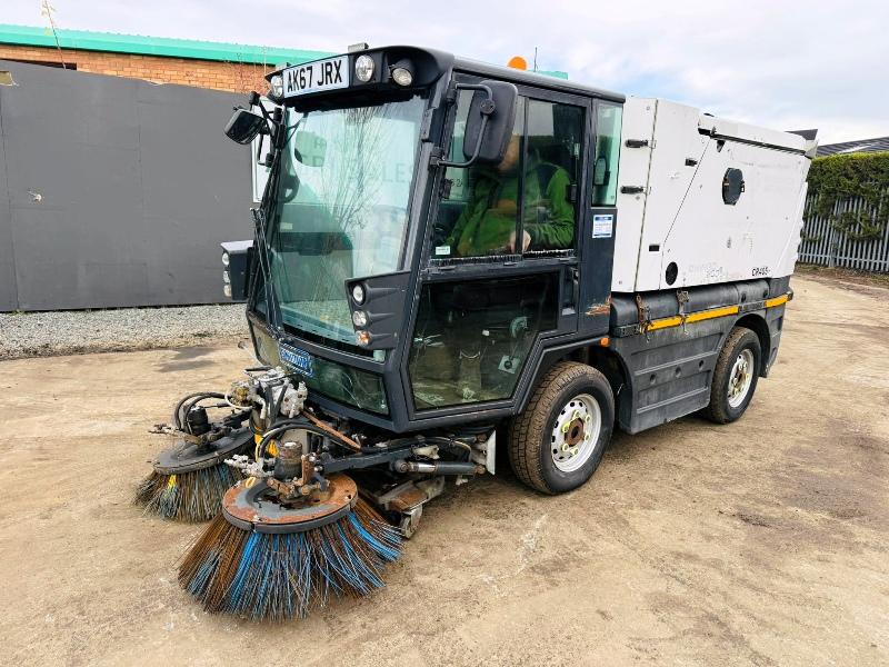 SCHMIDT 200 COMPACT SWEEPER*YEAR 2017*VIDEO*