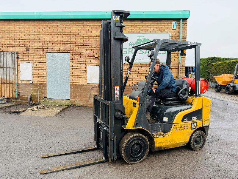 CATERPILLAR GP20NT FORKLIFT*YEAR 2015*C/W PALLET TINES*VIDEO*
