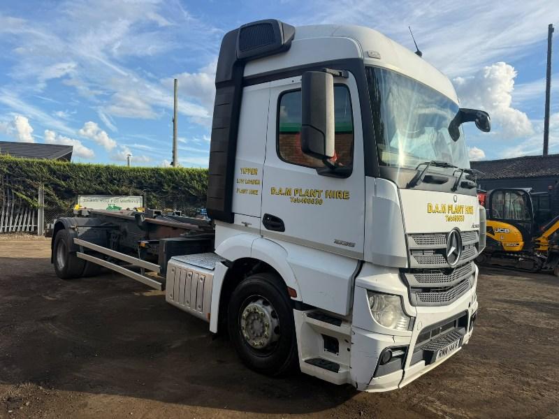 MERCEDES 1835 ACTROS HOOKLOADER LORRY*YEAR 2015*VIDEO*