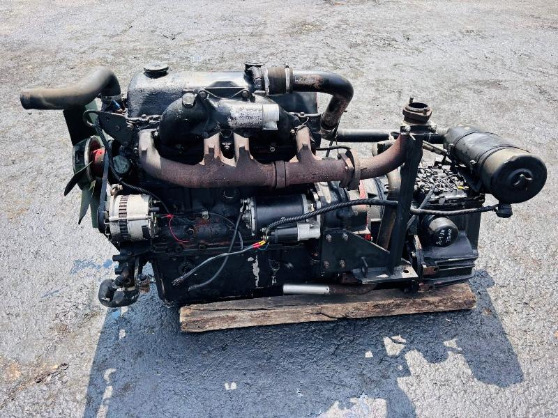 FORD 4 CYLINDER ENGINE*C/W PUMP*VIDEO*