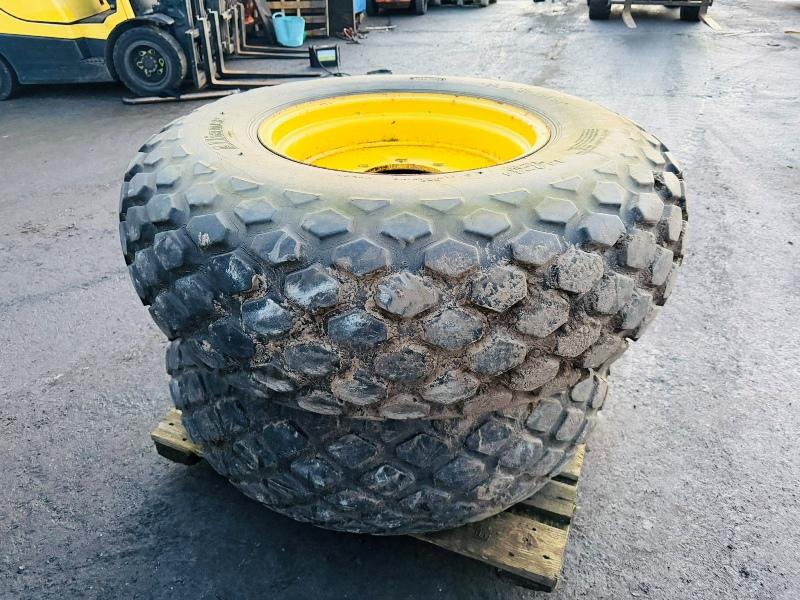SET OF WHEELS AND TURF TYRES TO SUIT JOHN DEERE TRACTOR*8 STUD*VIDEO*