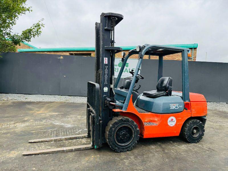 TOYOTA 30 DIESEL FORKLIFT*C/W SIDESHIFT*YEAR 2013*VIDEO*