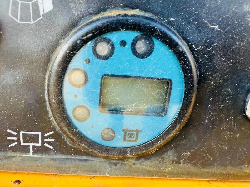 HAULOTTE COMPACT 8 SCISSOR LIFT*YEAR 2015*SPARES AND REPAIRS*VIDEO*