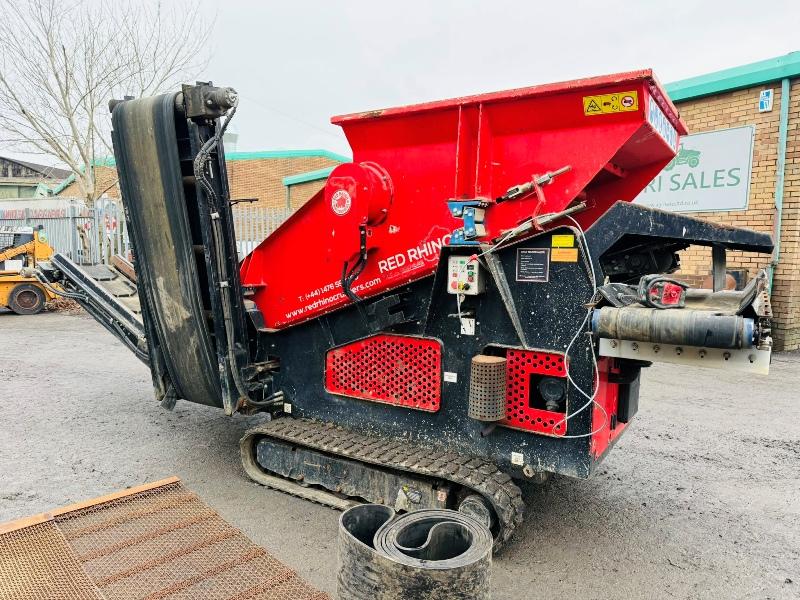 RED RHINO TRACKED 3 WAY MINI SCREENER*C/W REMOTE CONTROL*YEAR 2021*VIDEO*