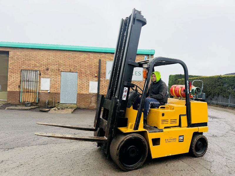CATERPILLAR T125D MASTED FORKLIFT*5.5 TONNE LIFT*VIDEO*