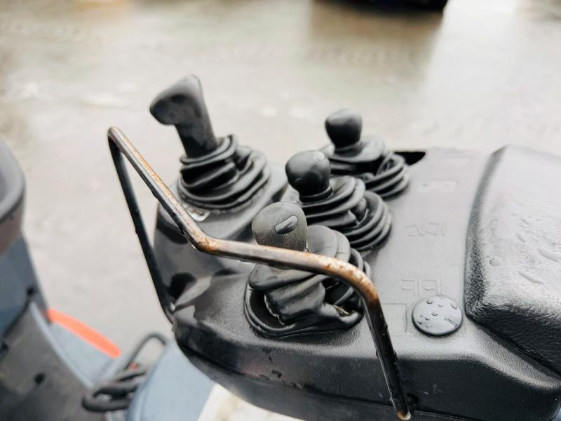 TOYOTA TRAIGO 48 18 ELECTRIC FORKLIFT*WONT CHARGE*VIDEO*