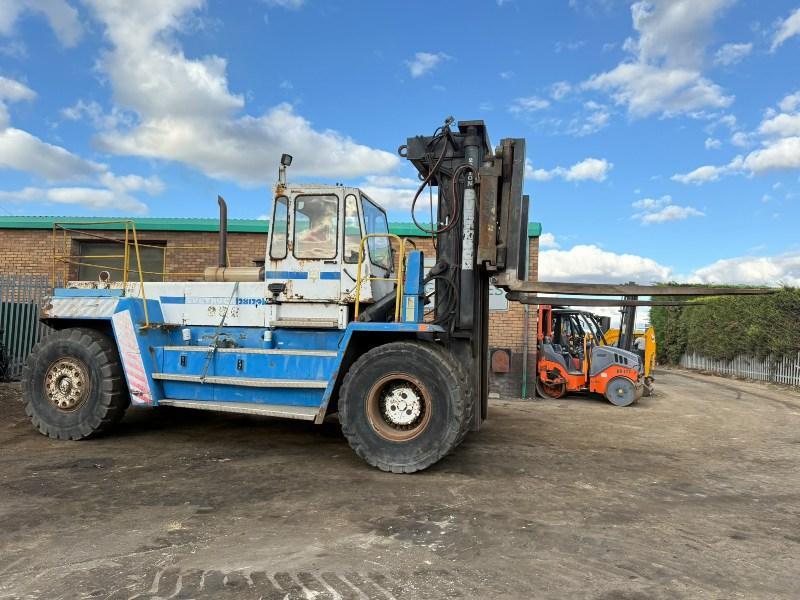SVETRUCK 28 120/46 FORKLIFT*28 TONNE LIFT*VIDEO*