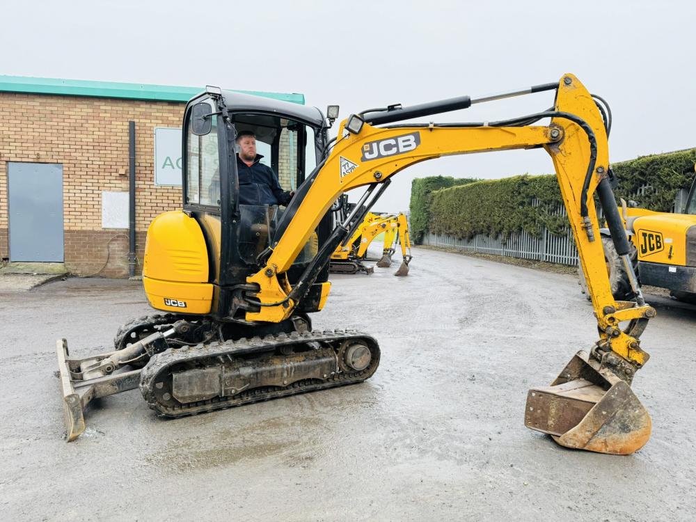 JCB 8026 EXCAVATOR *ZERO SWING*YEAR 2018*3378 HOURS* C/W 2 BUCKETS*VIDEO*