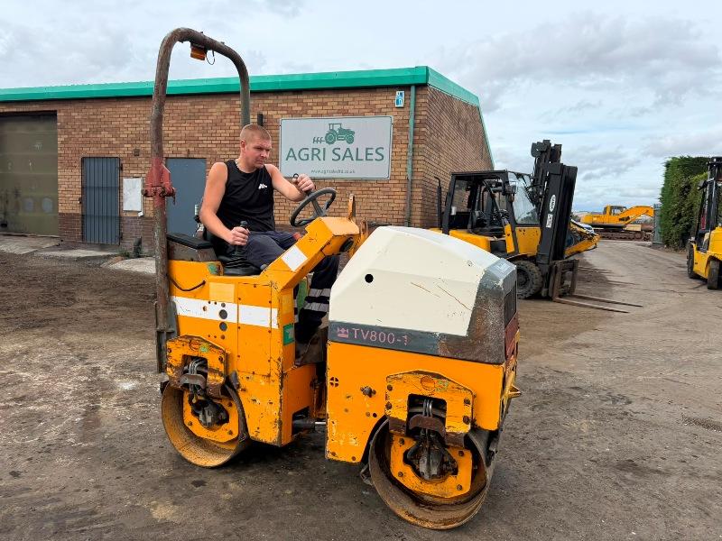 BENFORD TV800-1 VIBRATING ROLLER*C/W ROLL BAR*VIDEO*