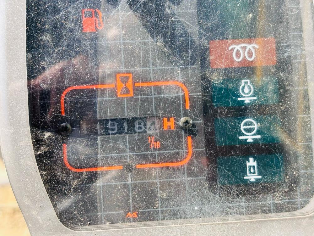 HITACHI EX120-3 EXCAVATOR *C/W EXTENDING ARM & BUCKET(DITCHING)* VIDEO*