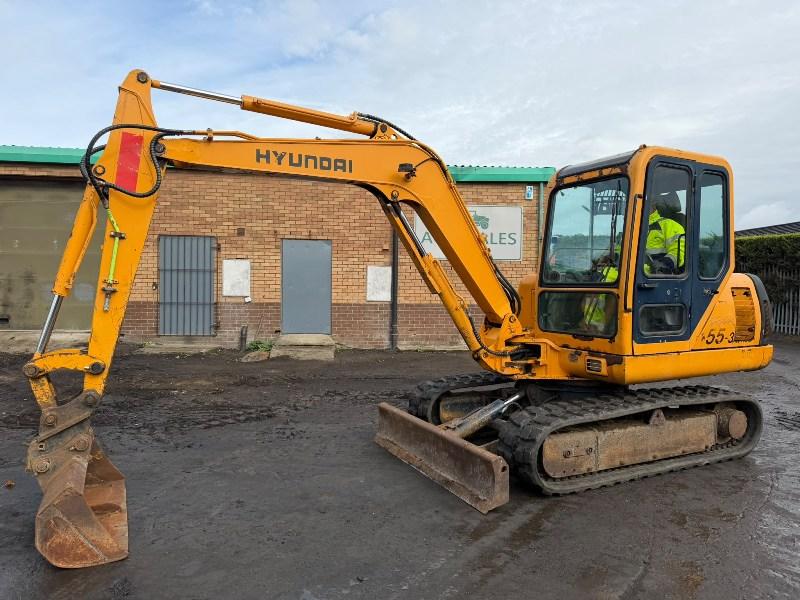 HYUNDAI ROBEX 55-3 EXCAVATOR*C/W BUCKET*VIDEO*