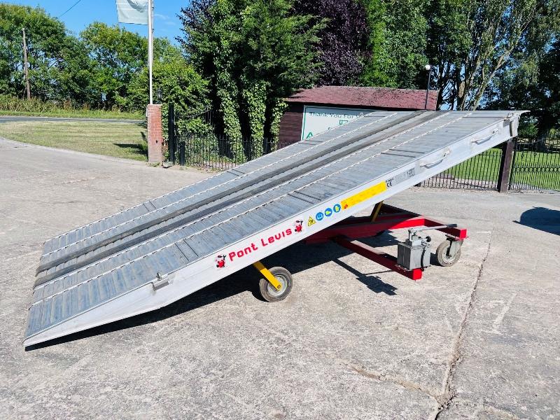 PORT LEVIS 10 TON MOBILE LOADING RAMP *VIDEO*