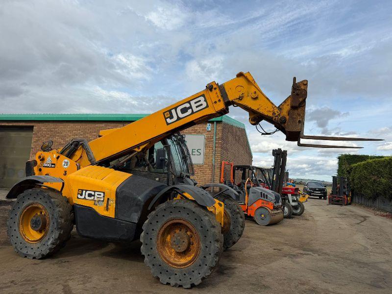 JCB 560-80 WASTE MASTER TELEHANDLER*C/W PALLET TINES*YEAR 2017*VIDEO*