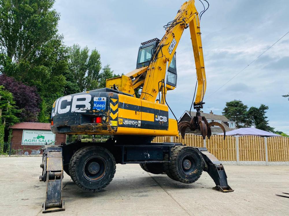 JCB JS200W HIGH RISE CAB SCRAP HANDLER *YEAR 2007* C/W 5 TINE SCRAP GRAB