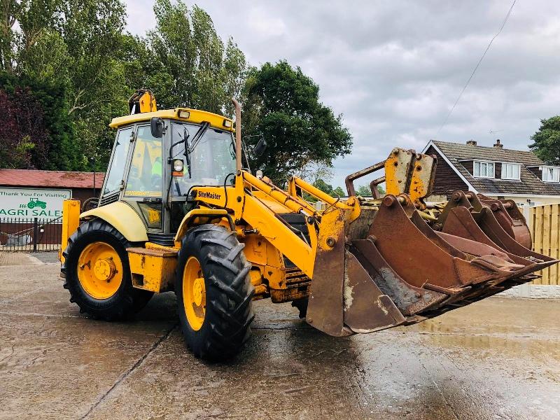 JCB 4CX SITEMASTER BACKHOE DIGGER C/W HYDRAULIC BREAKER & 8 X REAR BUCKETS