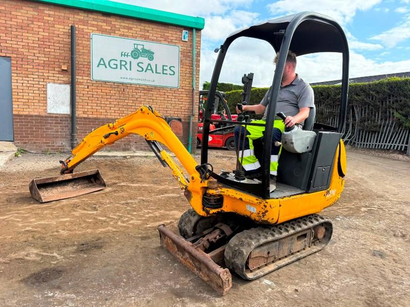 JCB 8014 EXCAVATOR*C/W OFFSET BOOM *SHOWING 1971 HOURS*VIDEO*