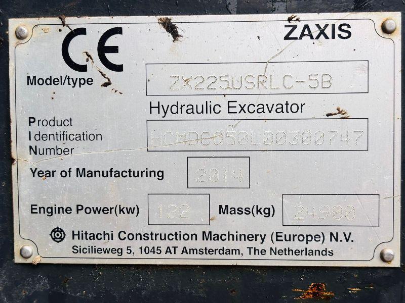 HITACHI ZAXIS ZX225USR LC-5B EXCAVATOR*YEAR 2014*C/W BUCKET*VIDEO*