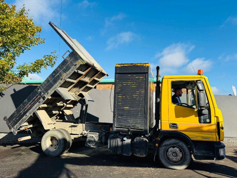 IVECO 75E16 7.5 TONNE TIPPING TRAILER*C/W BEHIND CAB STORAGE*VIDEO*