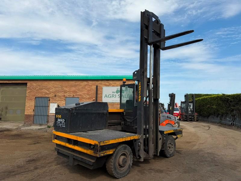 LANSING LINDE S50 SIDE LOADING FORKLIFT*C/W PALLET TINES*VIDEO*