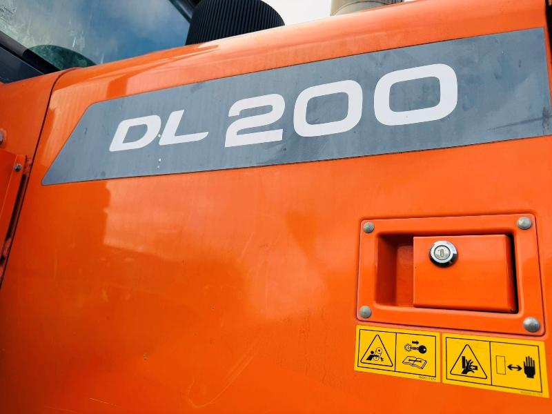 DOOSAN DL200-3 LOADING SHOVEL*C/W BUCKET*YEAR 2015*VIDEO*
