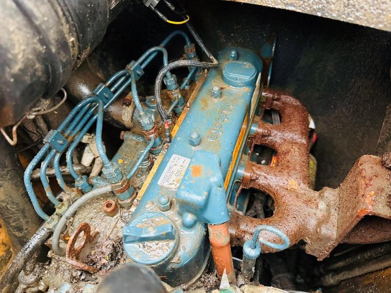 CASE 1825B SKIDSTEER*SPARES AND REPAIRS*C/W 3 IN 1 BUCKET*VIDEO*