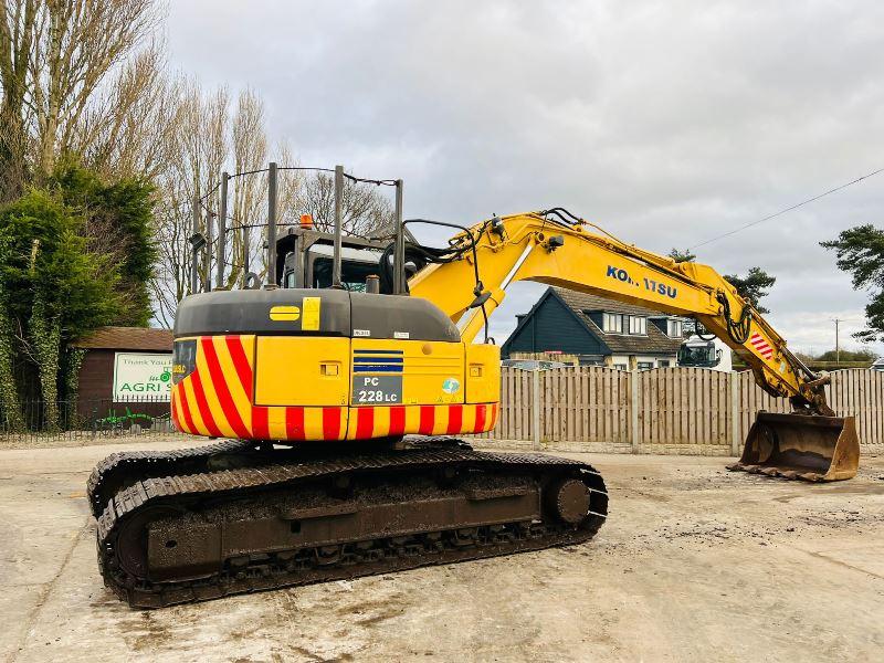 KOMATSU PC228USLC-3 EXCAVATOR * ZERO SWING * C/W DEMOLITION GARUDS *VIDEO*