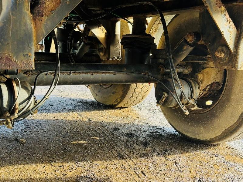 2.5M X 8M TWIN AXLE FLAT TRAILERS*CHOICE OF 2*VIDEO*