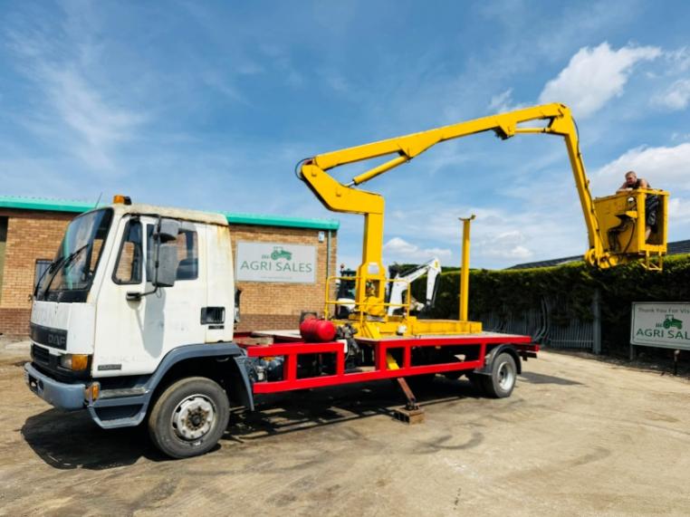 DAF 45-150 LORRY*C/W SUPPORT LEGS AND MANLIFT*VIDEO*