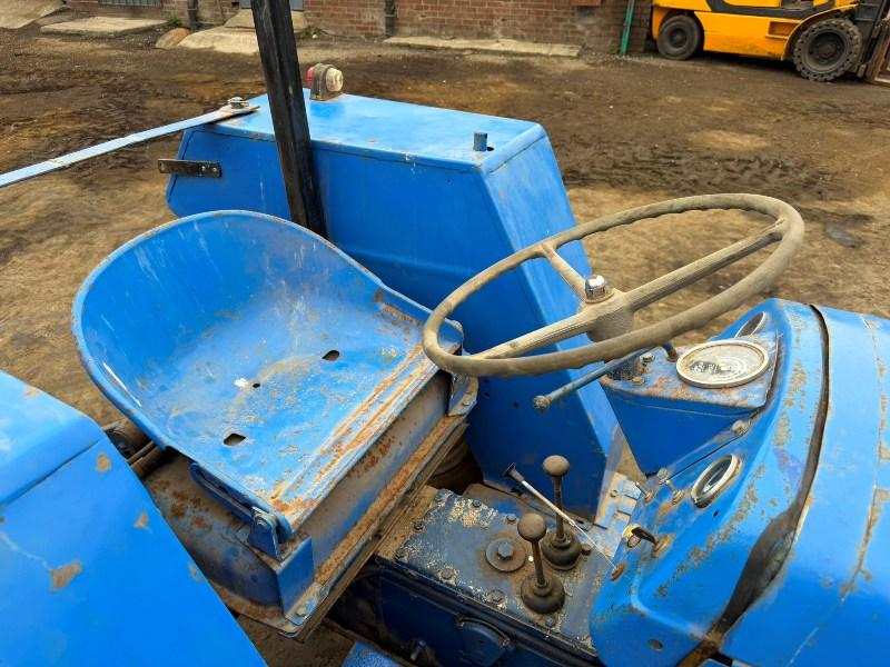 LEYLAND 154 TRACTOR*C/W ROLL BAR*VIDEO*