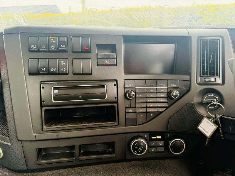 VOLVO FMX420 8X4 TIPPER LORRY*YEAR 2018*C/W EASY SHEET*VIDEO*