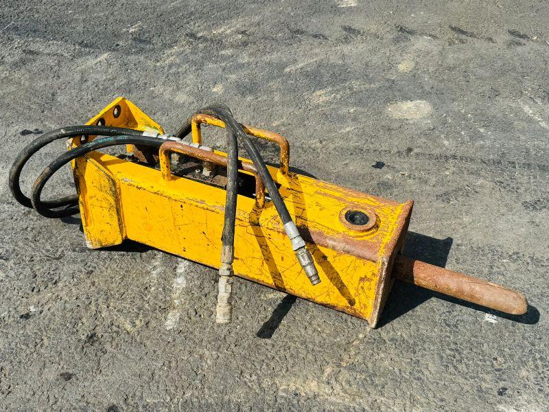 HYDRAULIC HAMMER *C/W HYDRAULIC PIPES*