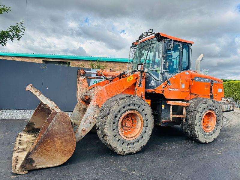 DOOSAN DL200-3 LOADING SHOVEL* C/W BUCKET*YEAR 2015*VIDEO*