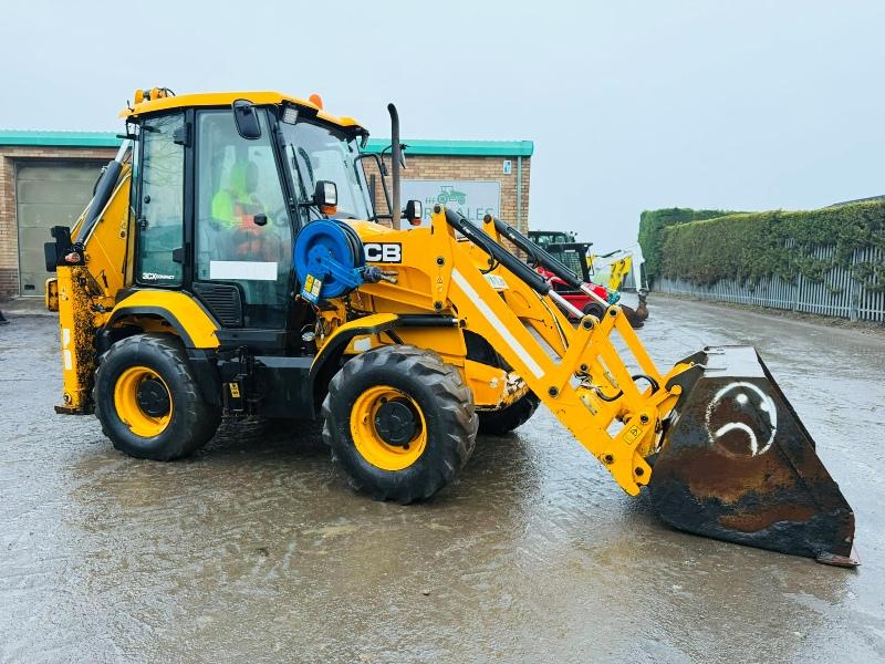 JCB 3CX COMPACT*C/W BUCKET*EXTENDED DIG*YEAR 2017*VIDEO*